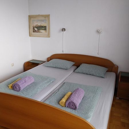Apartment Katrin Zirovnica Eksteriør billede