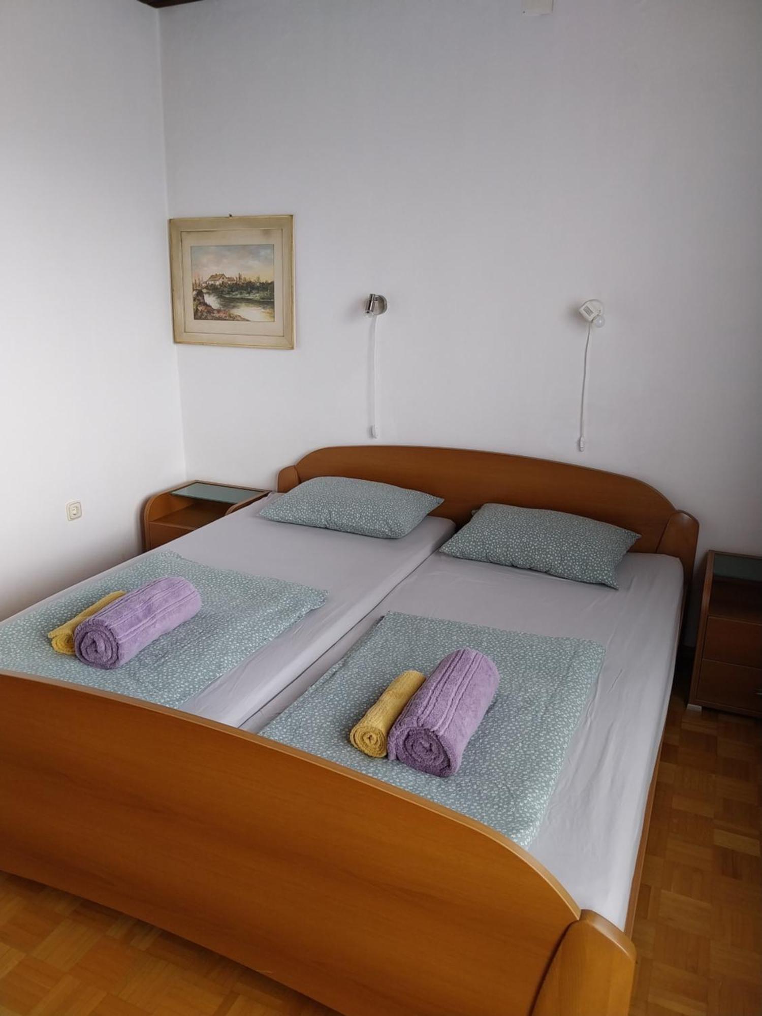 Apartment Katrin Zirovnica Eksteriør billede